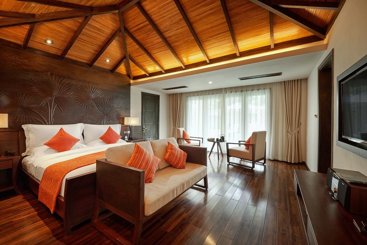 rooms-pool-villa-3bedroom-ocean-view