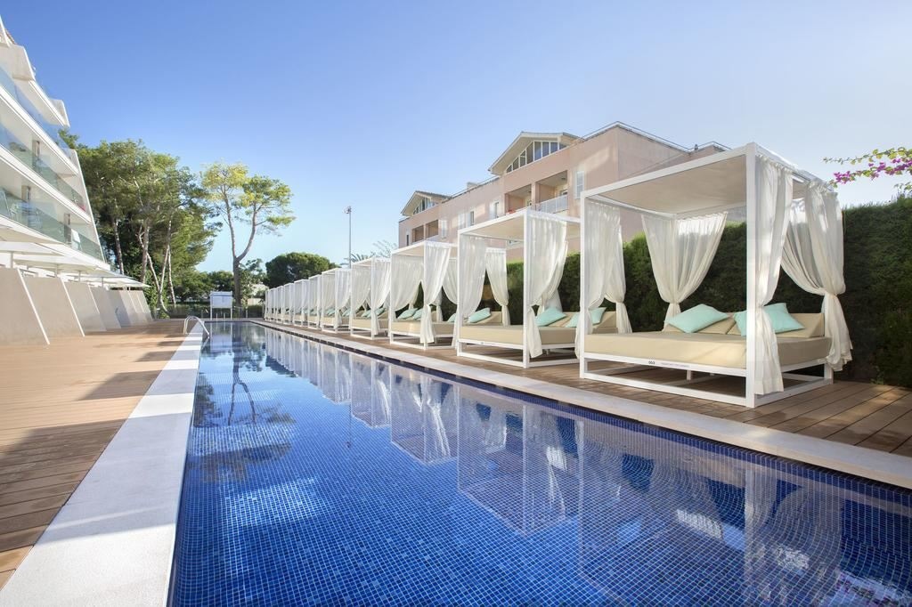 rooms-junior-suite-swim-up