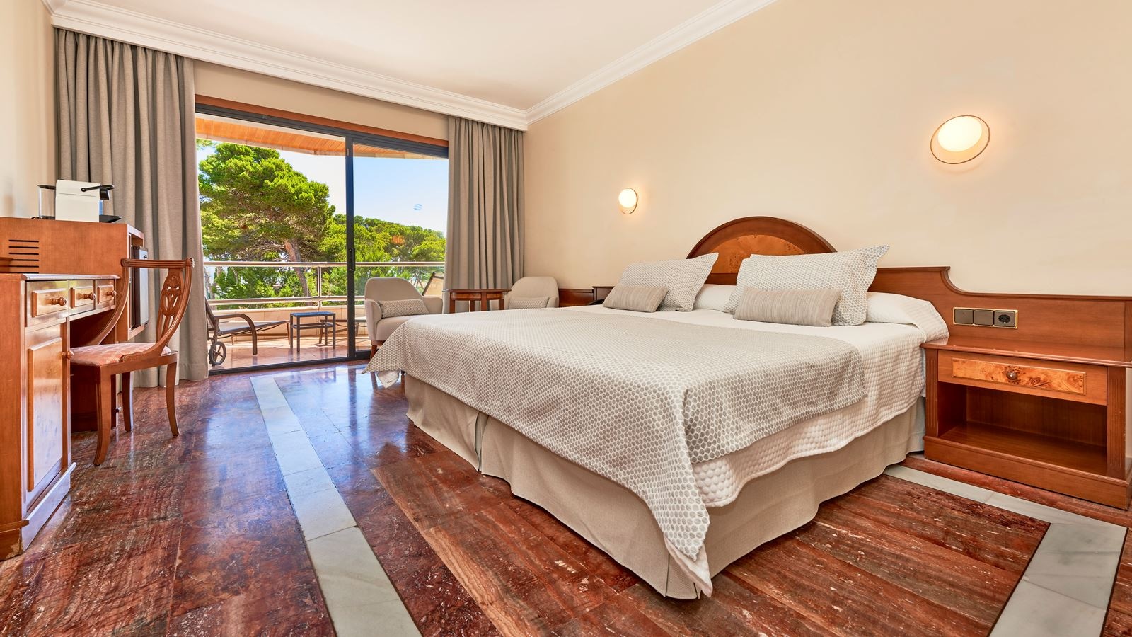 rooms-double-room
