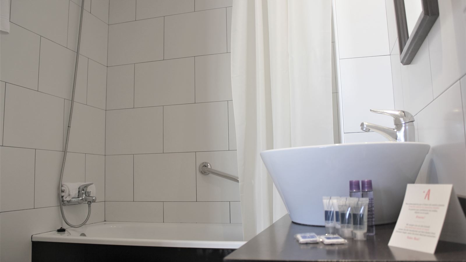 rooms-classic-double-room-with-balcony-or-terrace