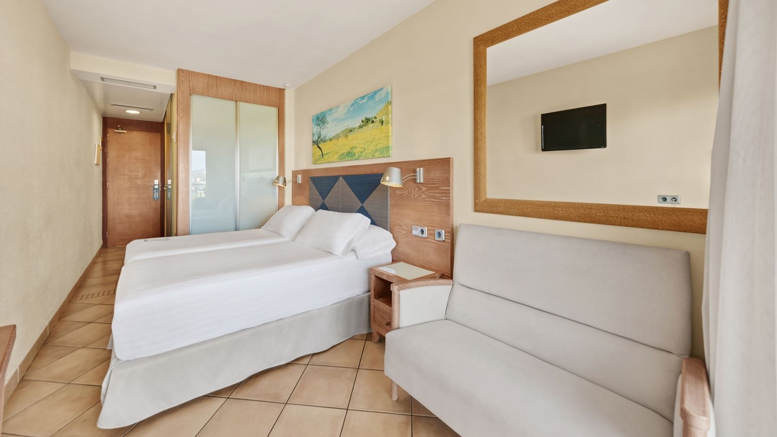 rooms-double-room-balcony-or-terrace--short-stay