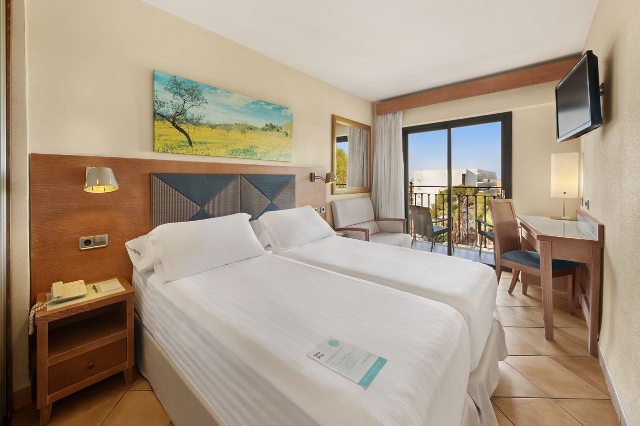 rooms-room-single-w-child-balcony-or-terrace--short-stay