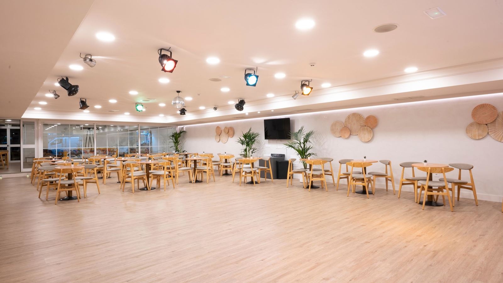 bars-hall-bar
