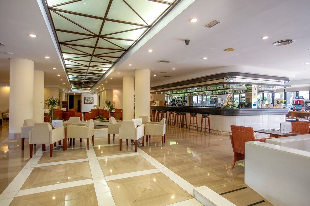 bars-main-bar