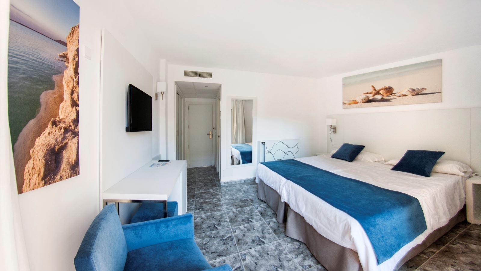 rooms-double-standard-room-balcony-or-terrace