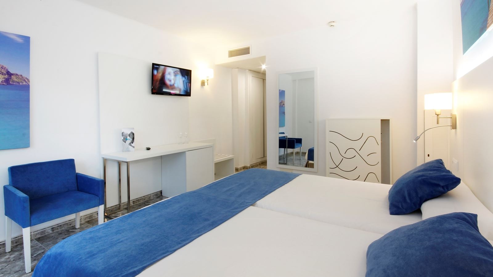 rooms-double-standard-room-balcony-or-terrace