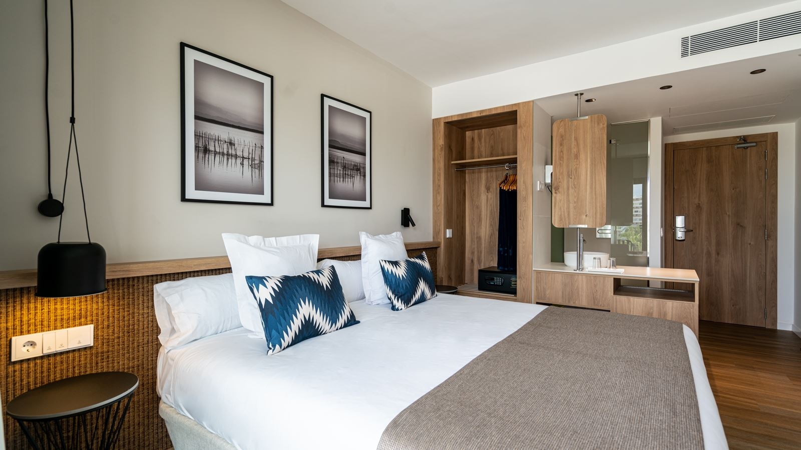 rooms-double-room-poolview-balcony-or-terrace