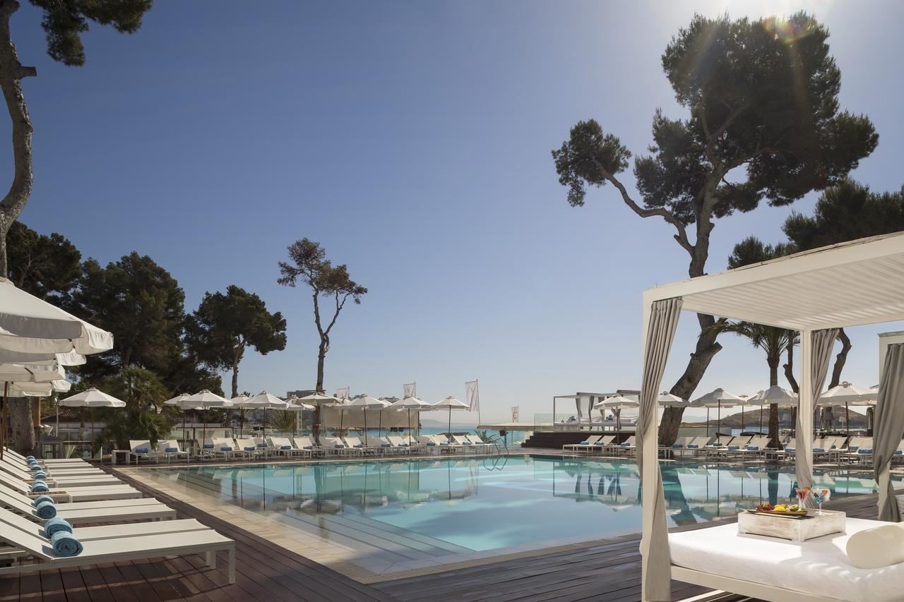 pools-outdoor-pool