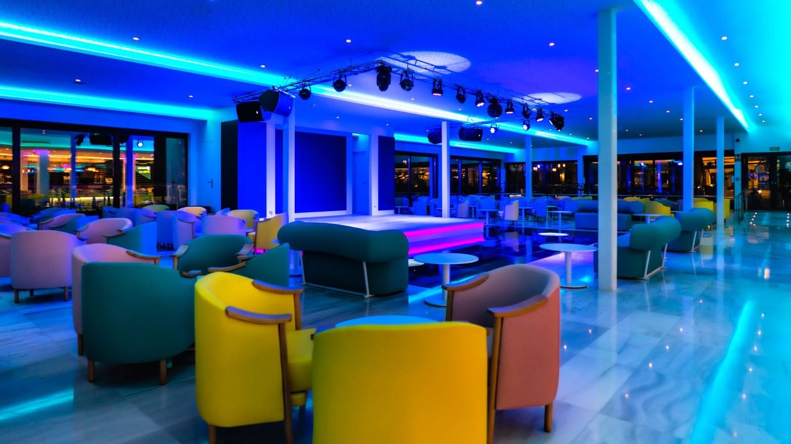 bars-musichall-bar