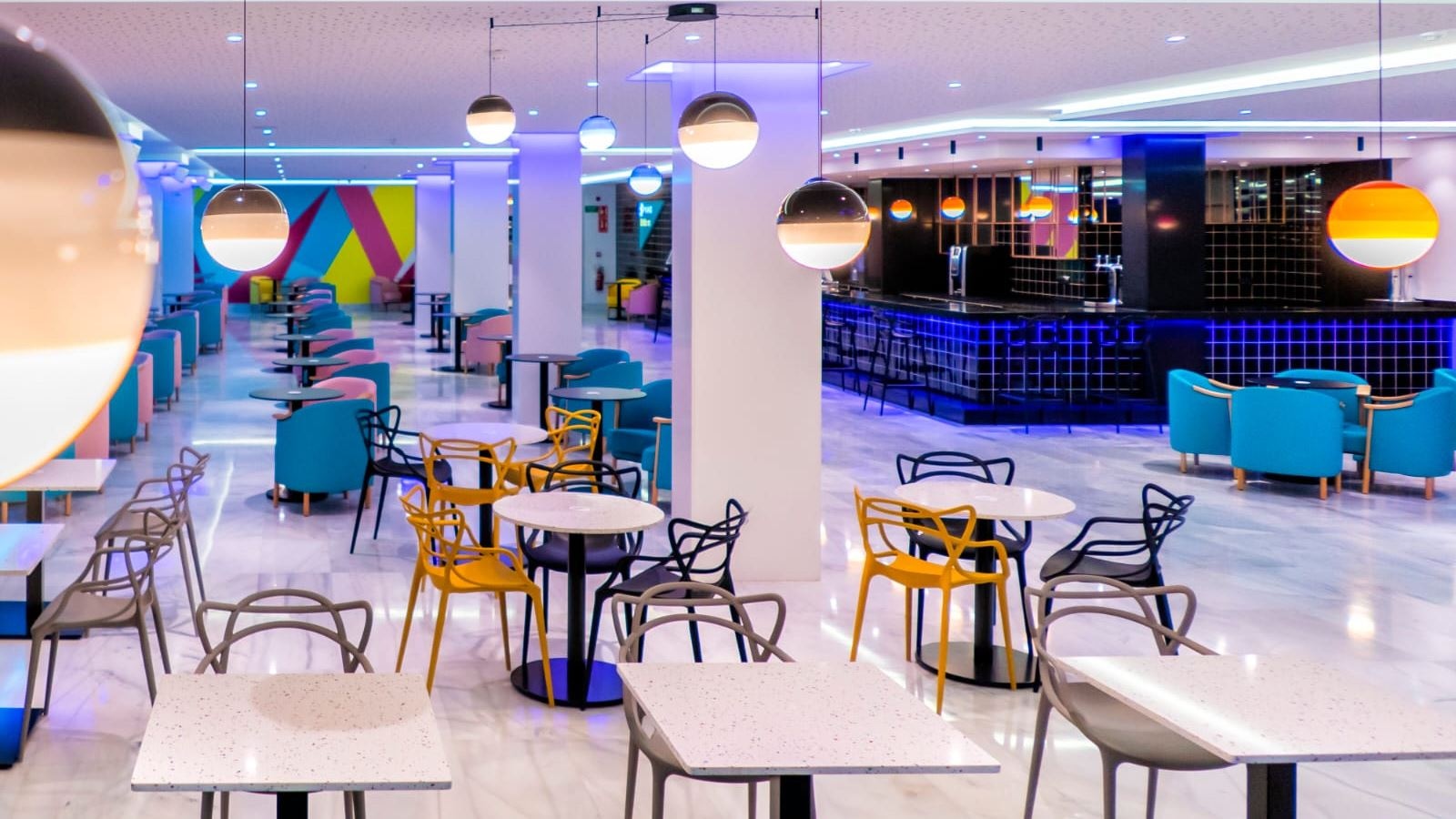bars-musichall-bar