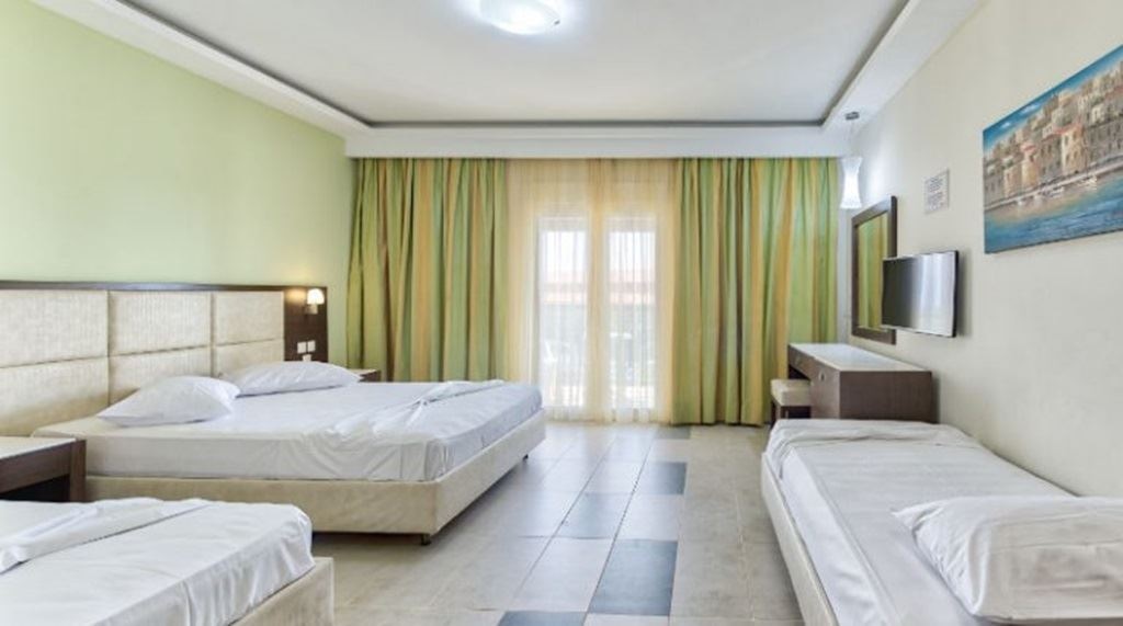 rooms-family-room