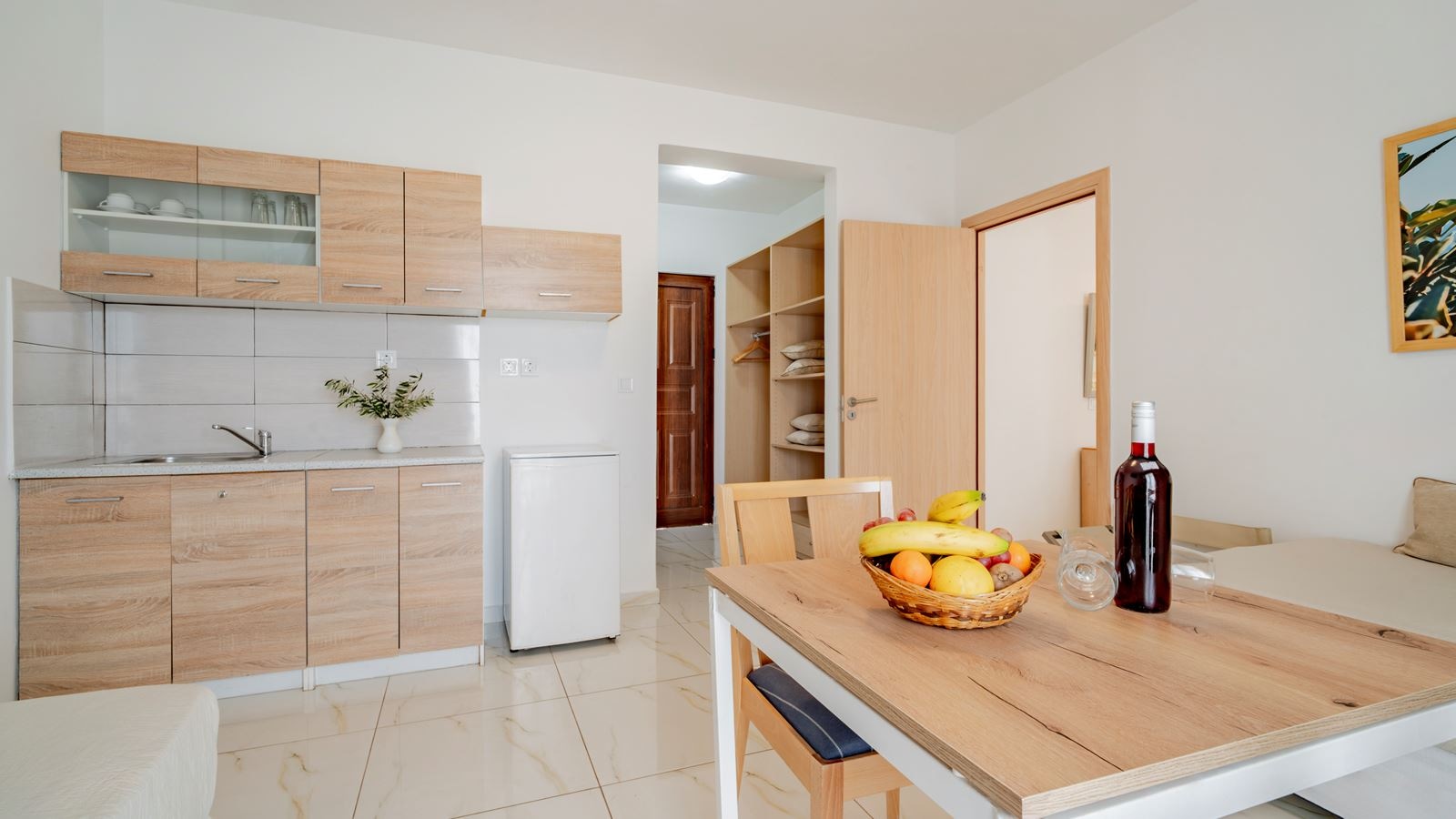 rooms-grand-two-bedroom-family-apartment