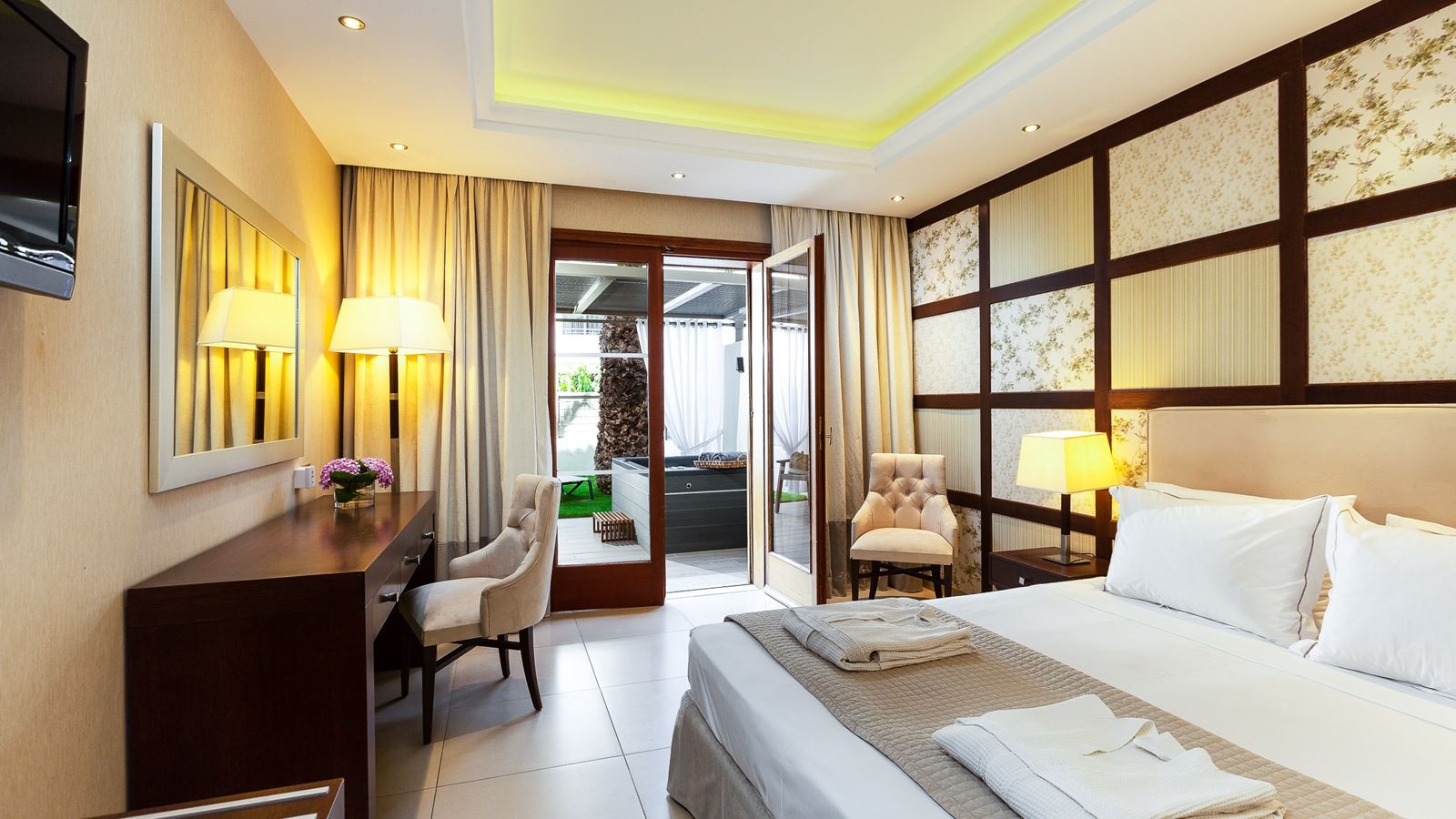 rooms-premium-suite-family-with-jacuzzi