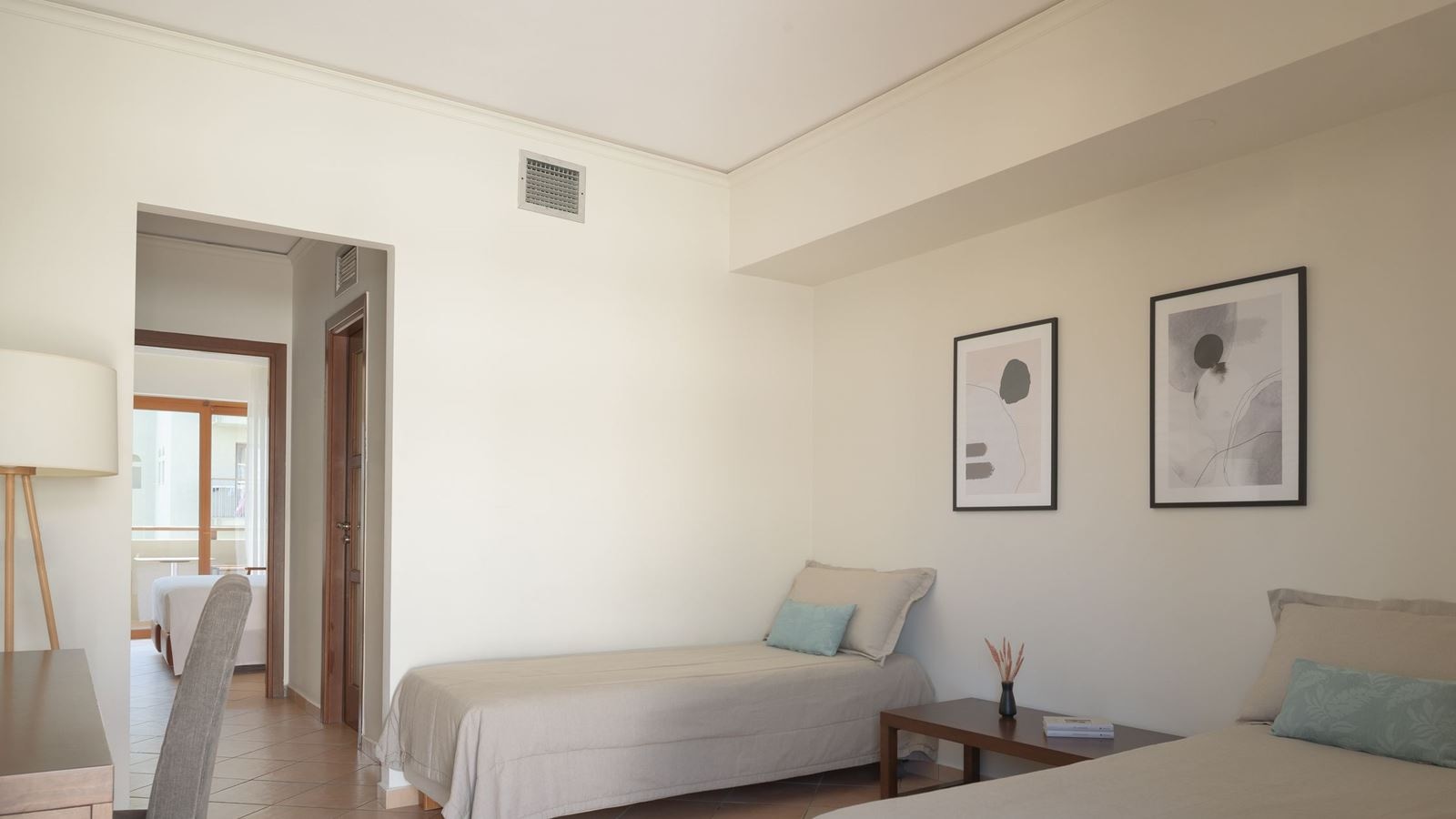 rooms-family-1-bedroom