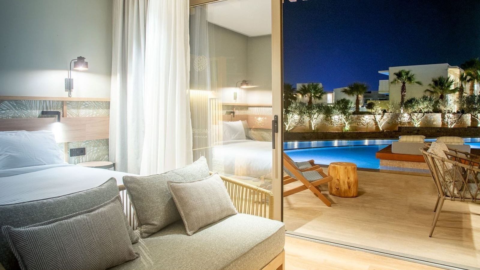 rooms-classic-double-room-garden-view-with-pool-access