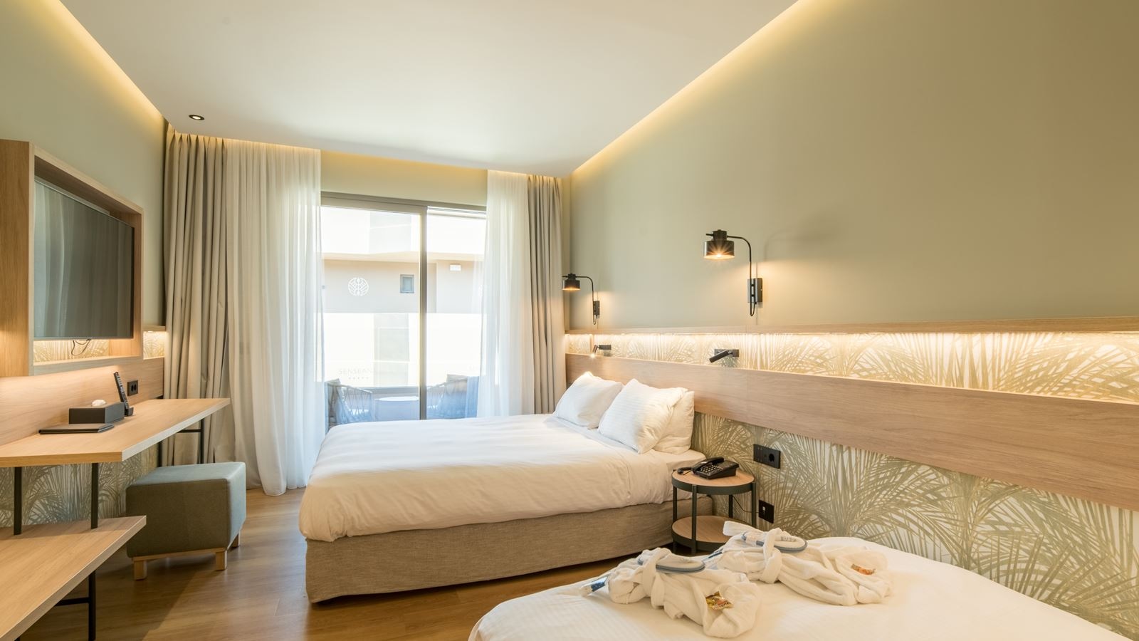 rooms-classic-quadruple-room-garden-view