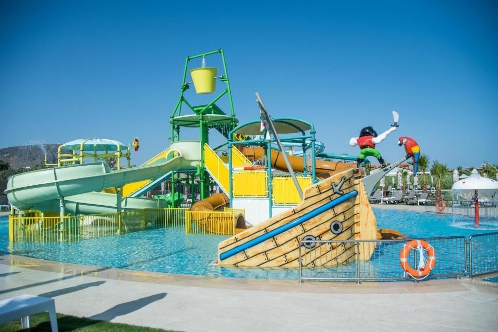 water-park-water-park