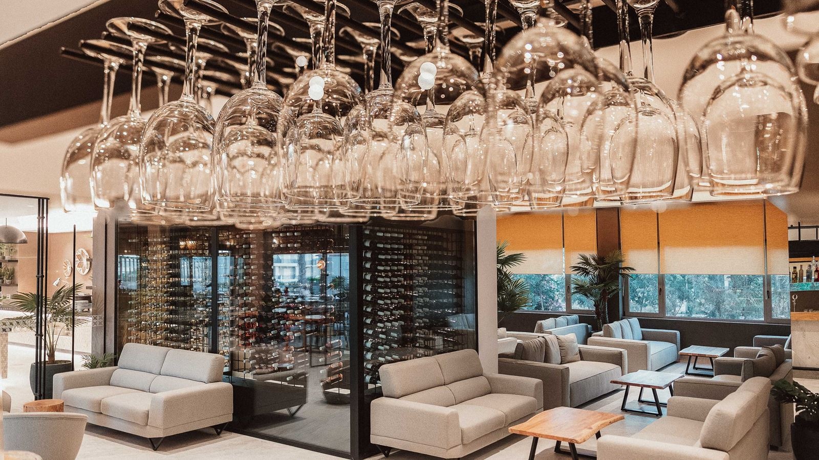 bars-main-bar