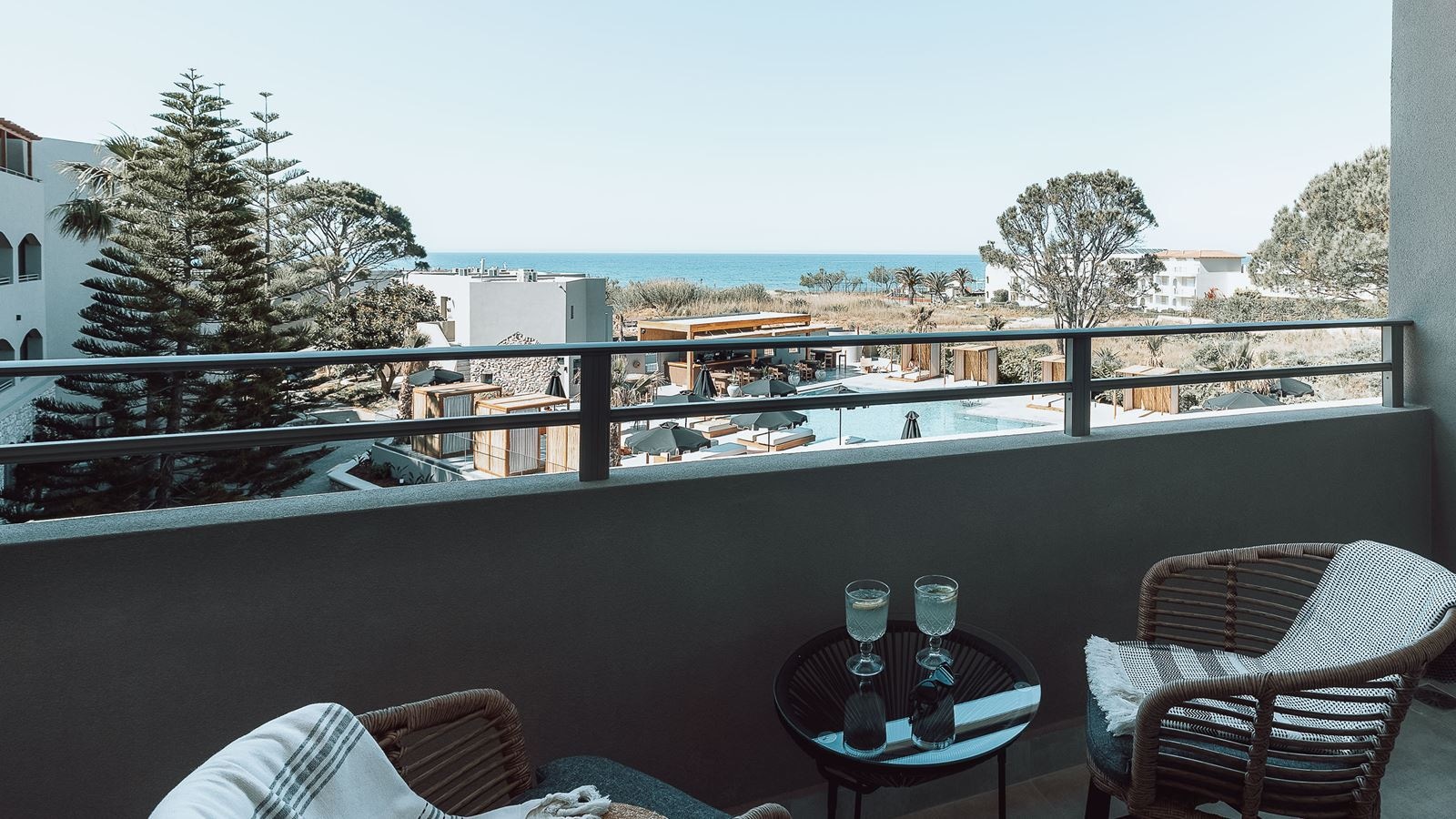 rooms-room-superior-double-sea-view