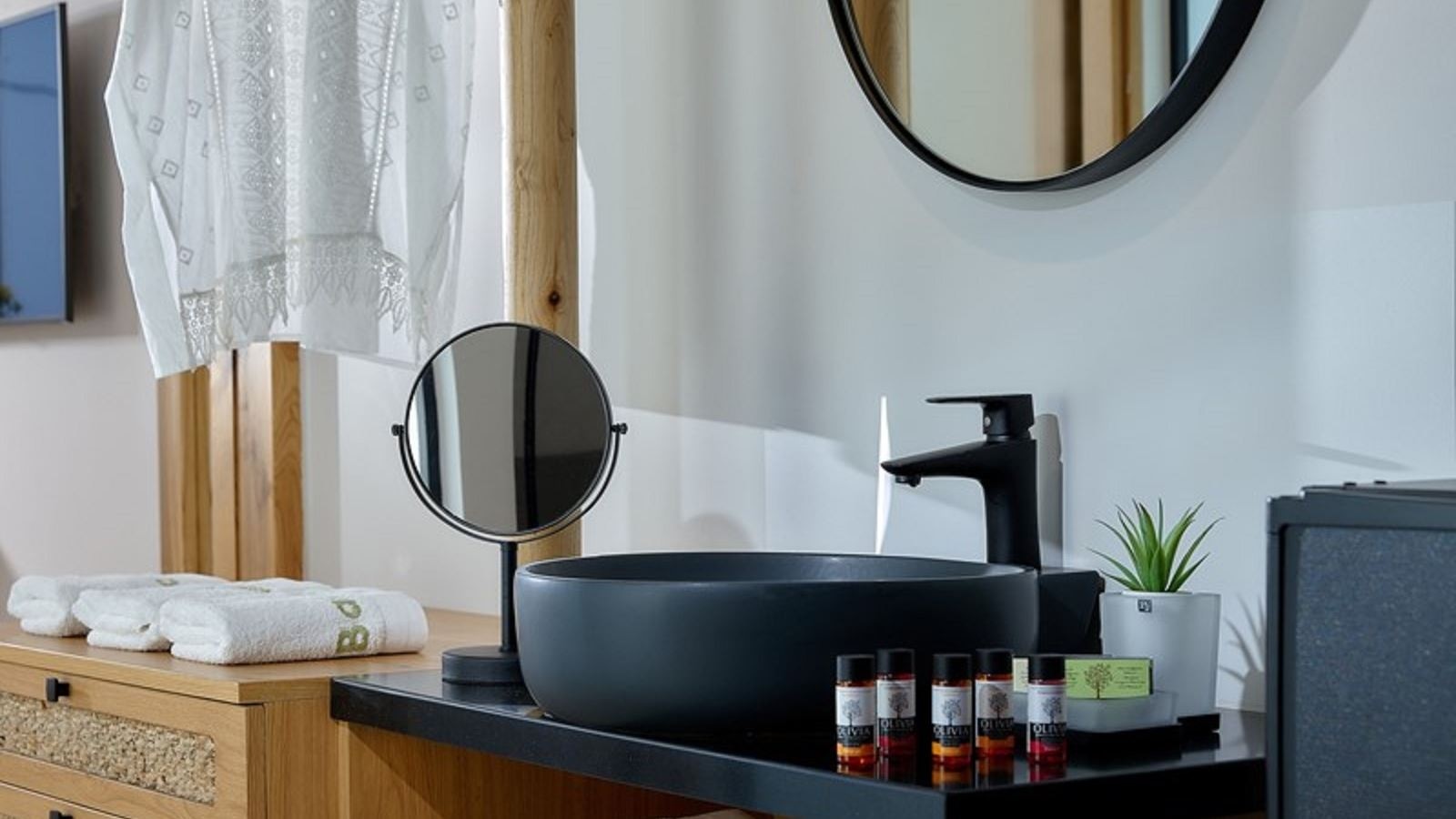 rooms-suite--side-sea-view