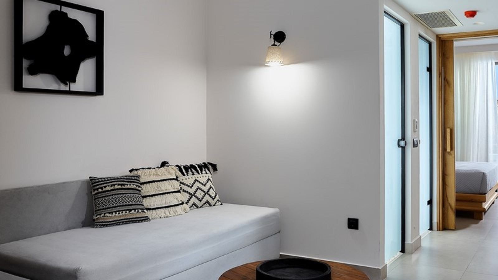 rooms-suite--side-sea-view