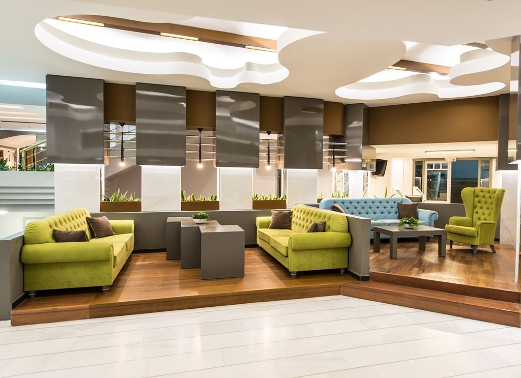 bars-main-bar-breeze