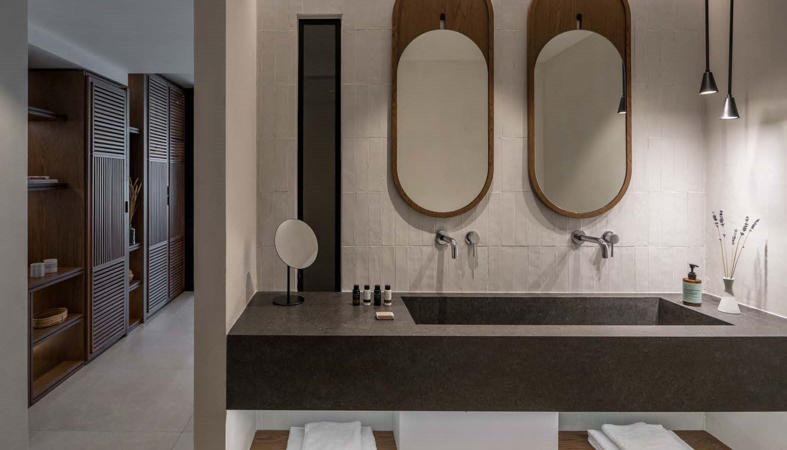 rooms-room-family-seafront-balcony-or-terrace