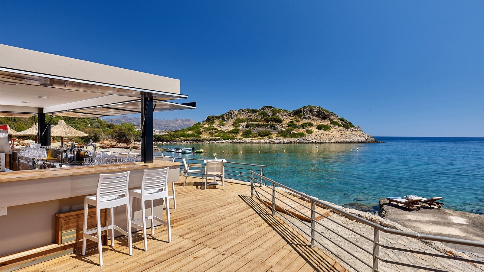 bars-kyma-beach-bar
