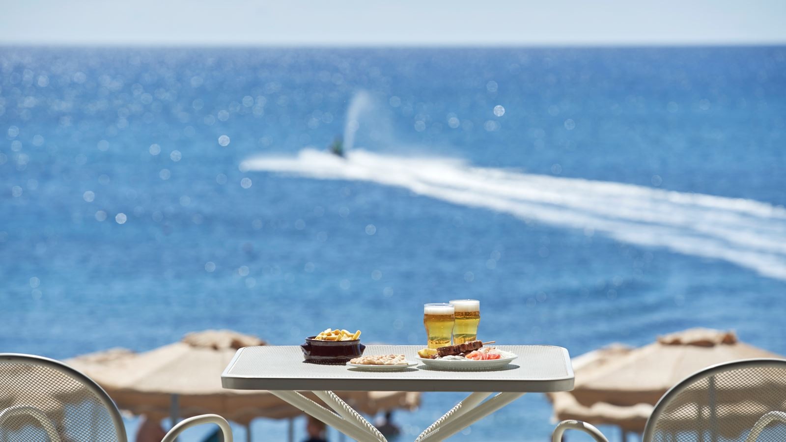 restaurants-diogenis-beach-restaurant