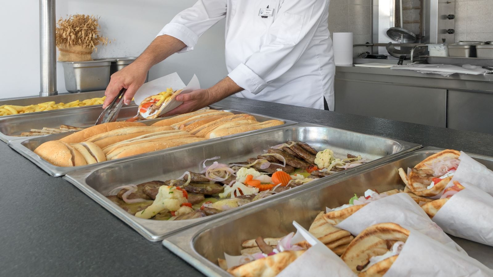 restaurants-restaurant