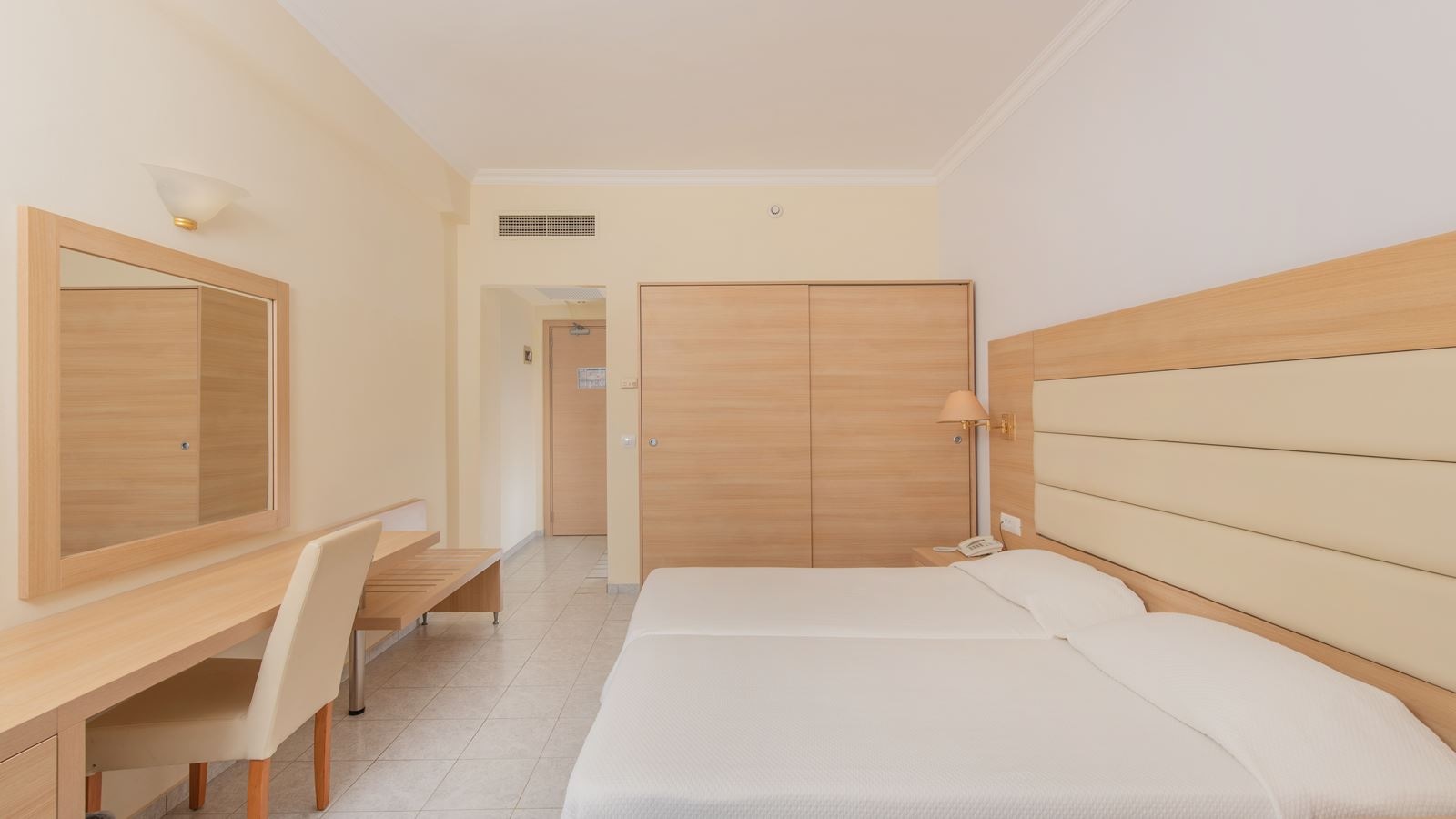 rooms-standard-limited-sea-view