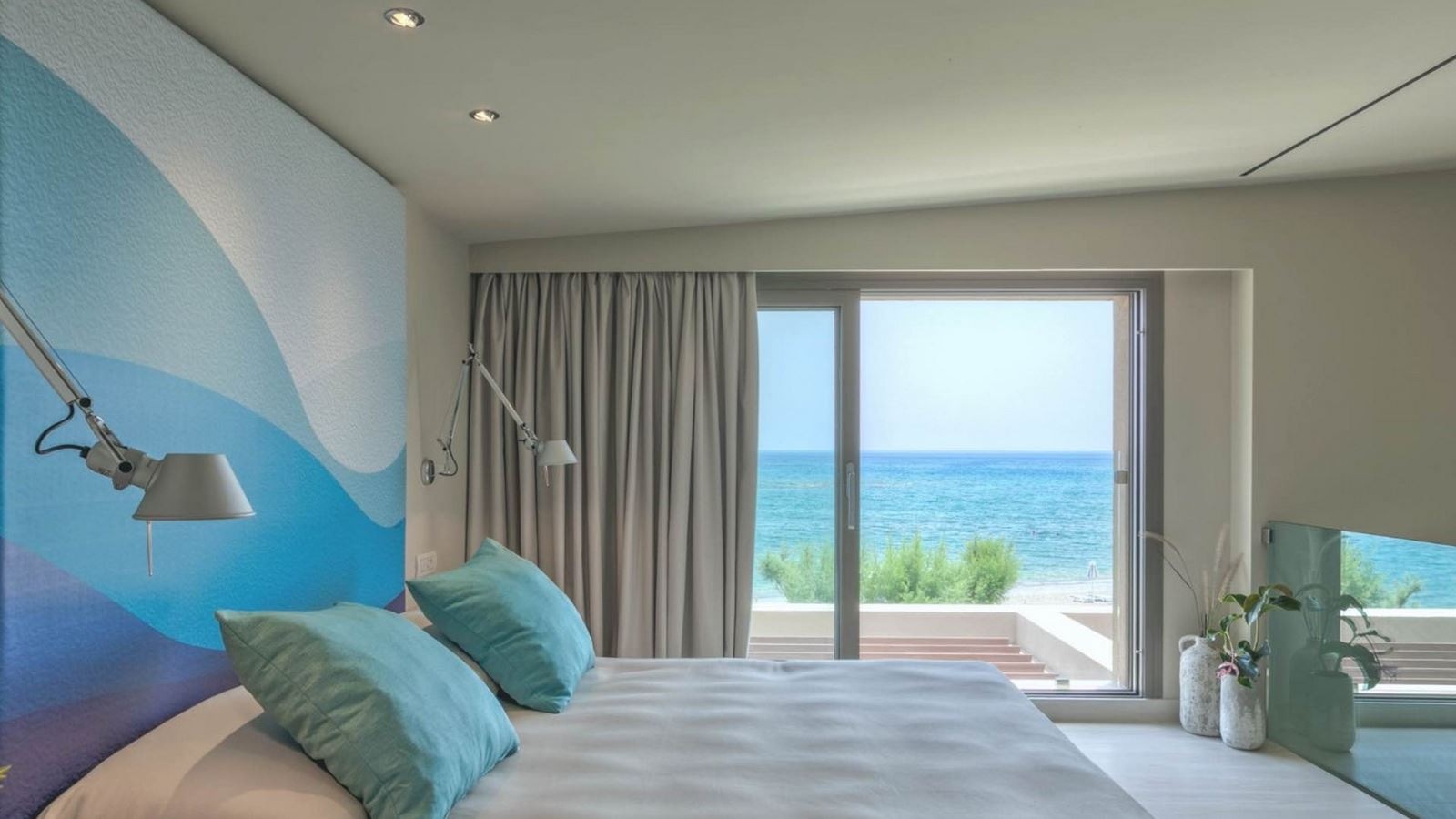 rooms-sea-view-amada-villa