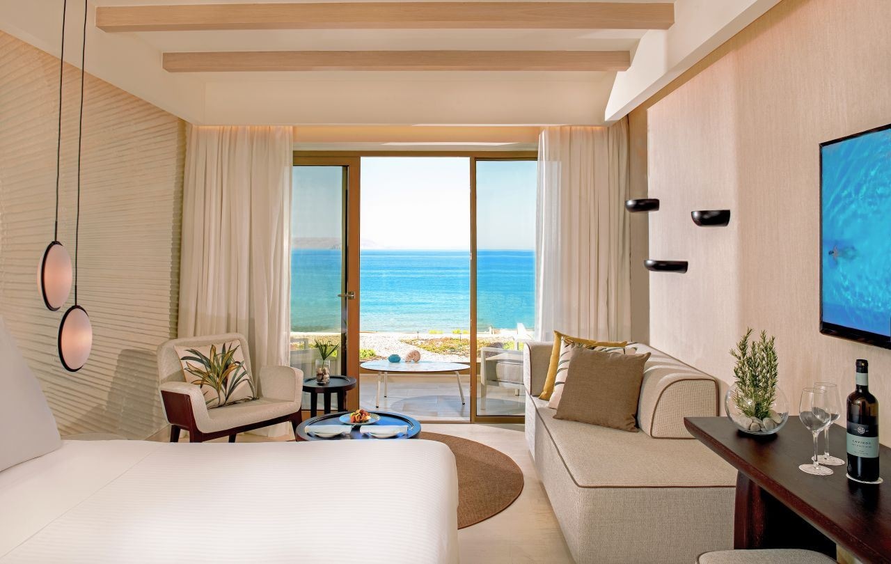 rooms-superior-double-sea-view-sea-front