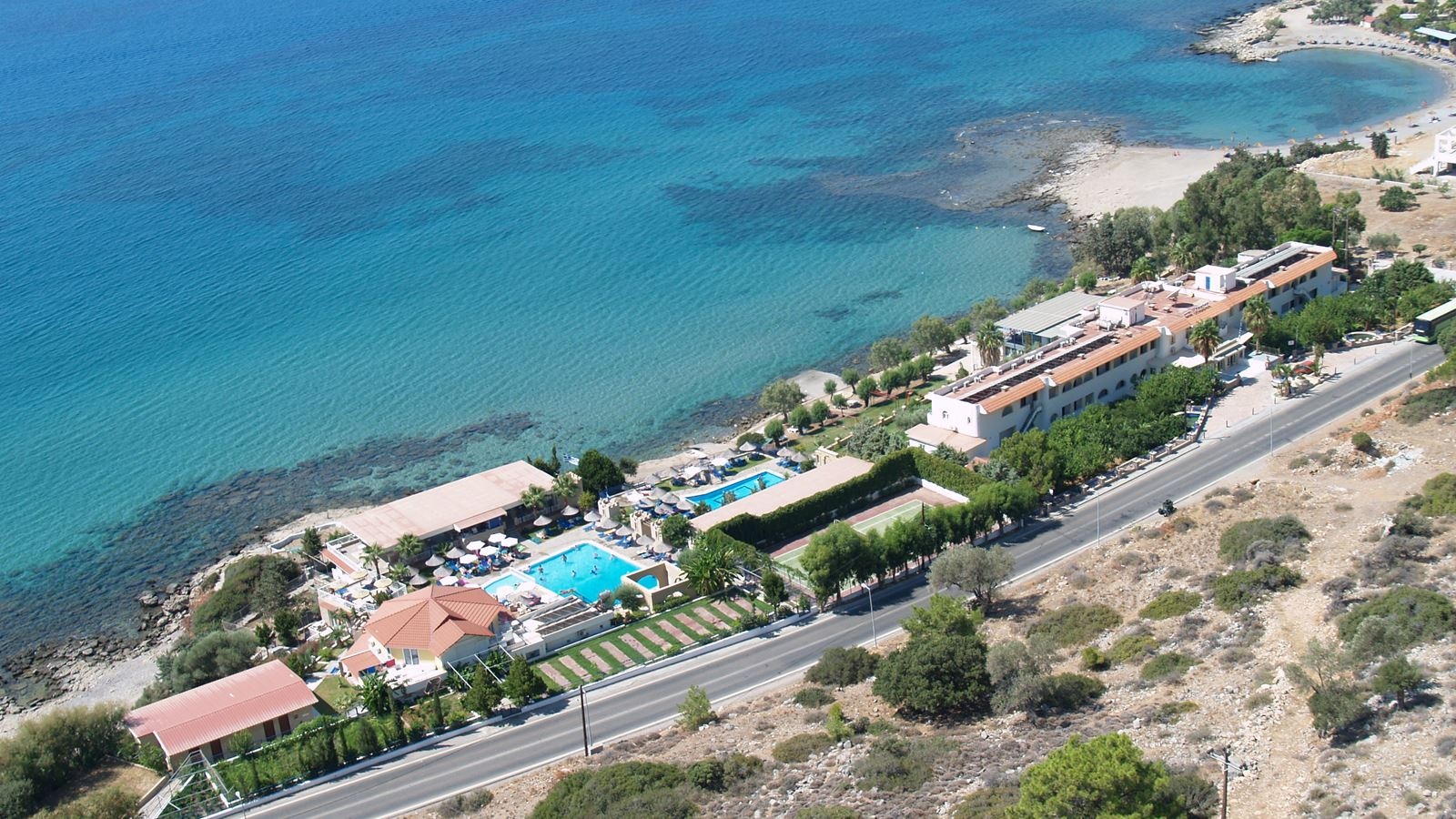 Готель ILYSSION - Головна будівля