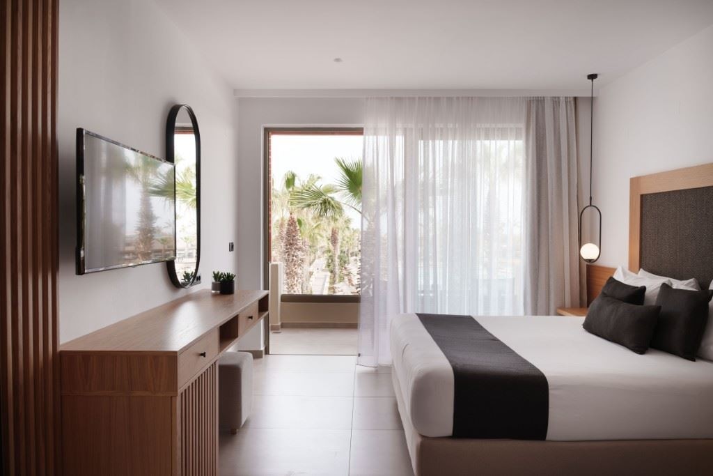 rooms-double-room-balcony-or-terrace