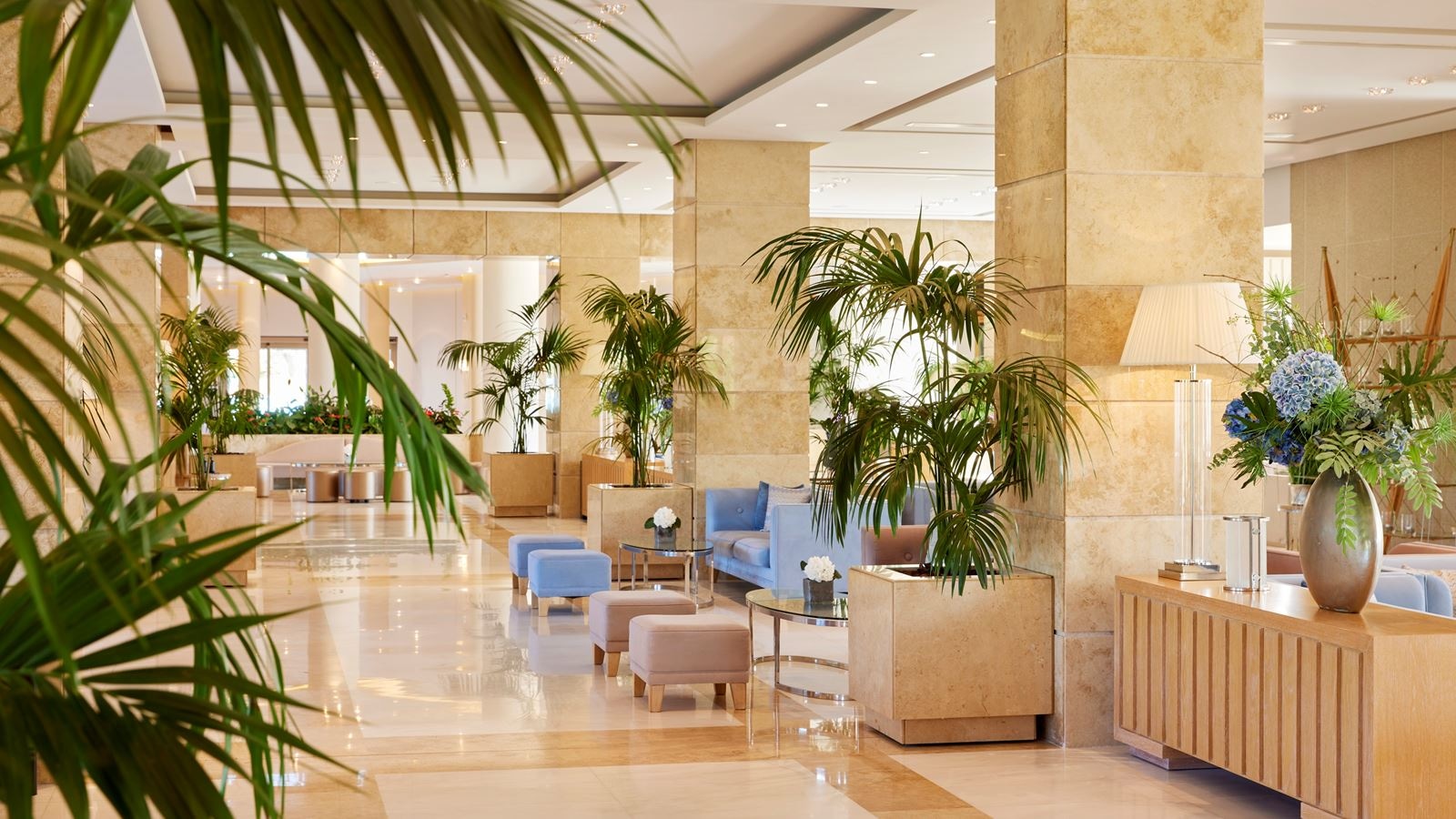 bars-lobby-bar