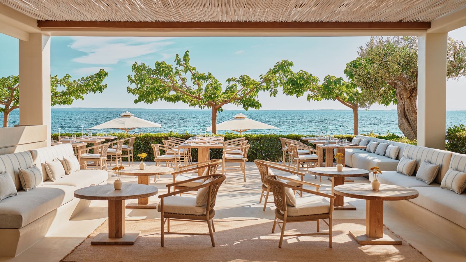 restaurants-ouzo