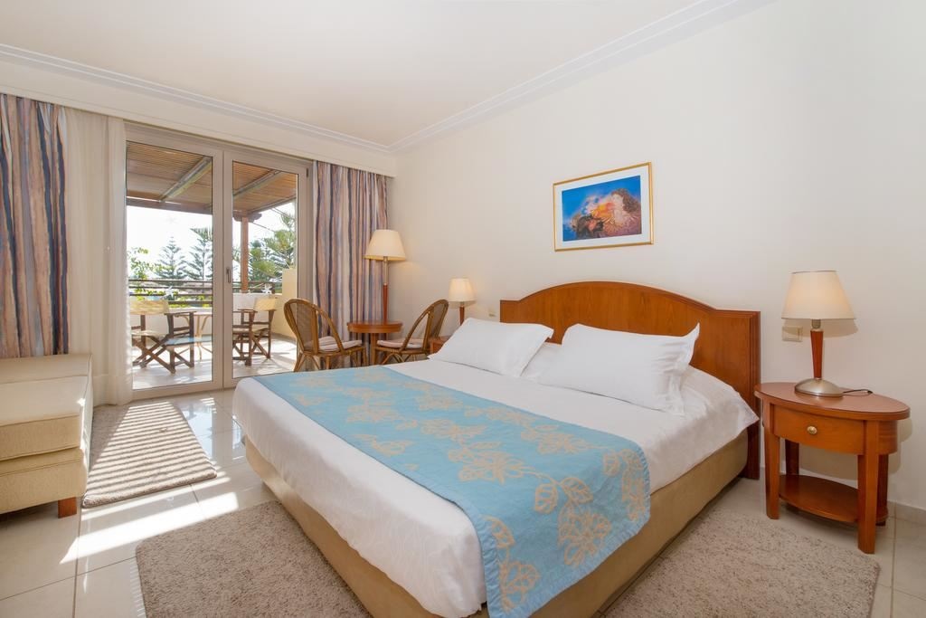 rooms-bungalow-garden-view