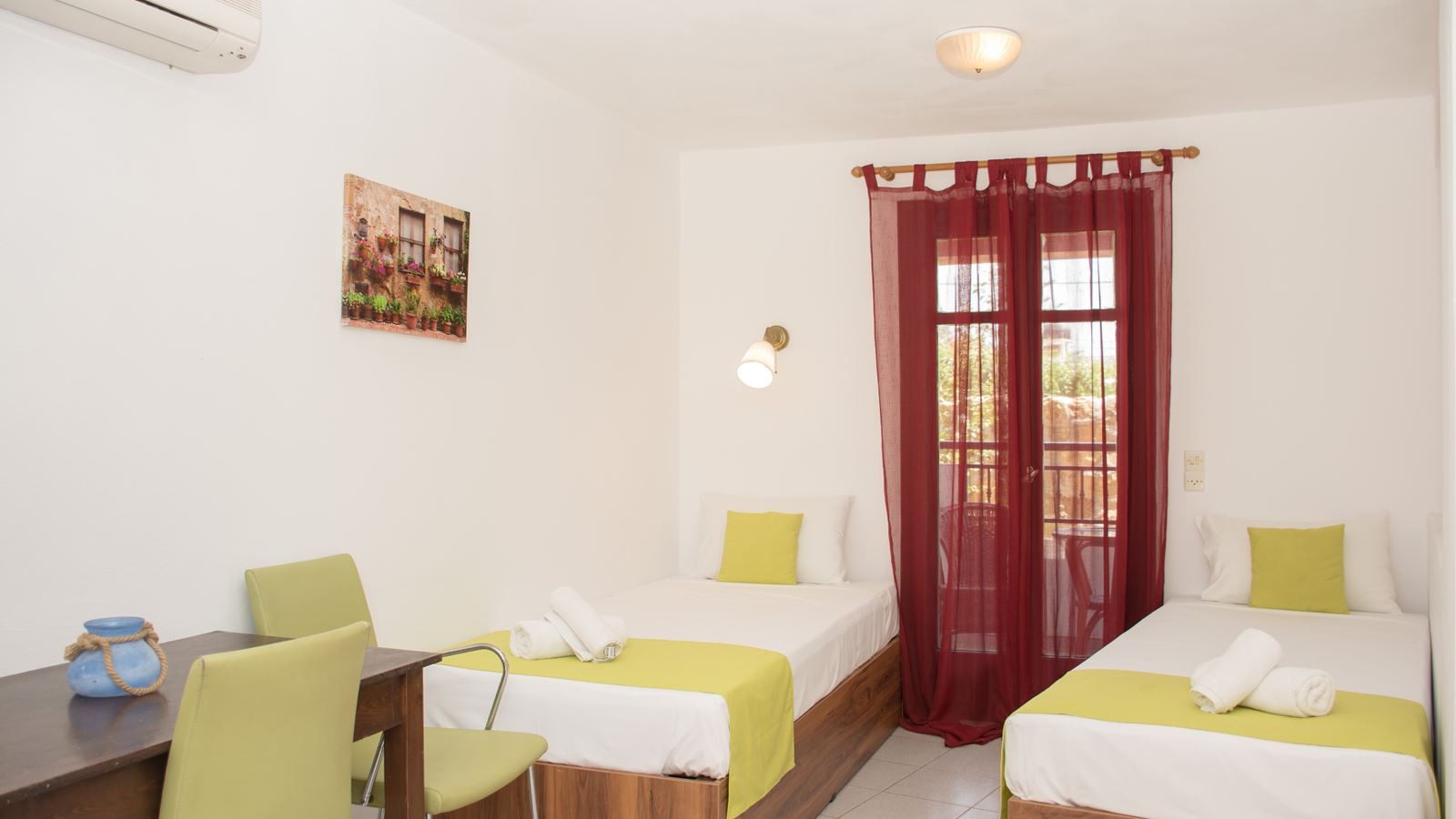 rooms-apartment-quarduple