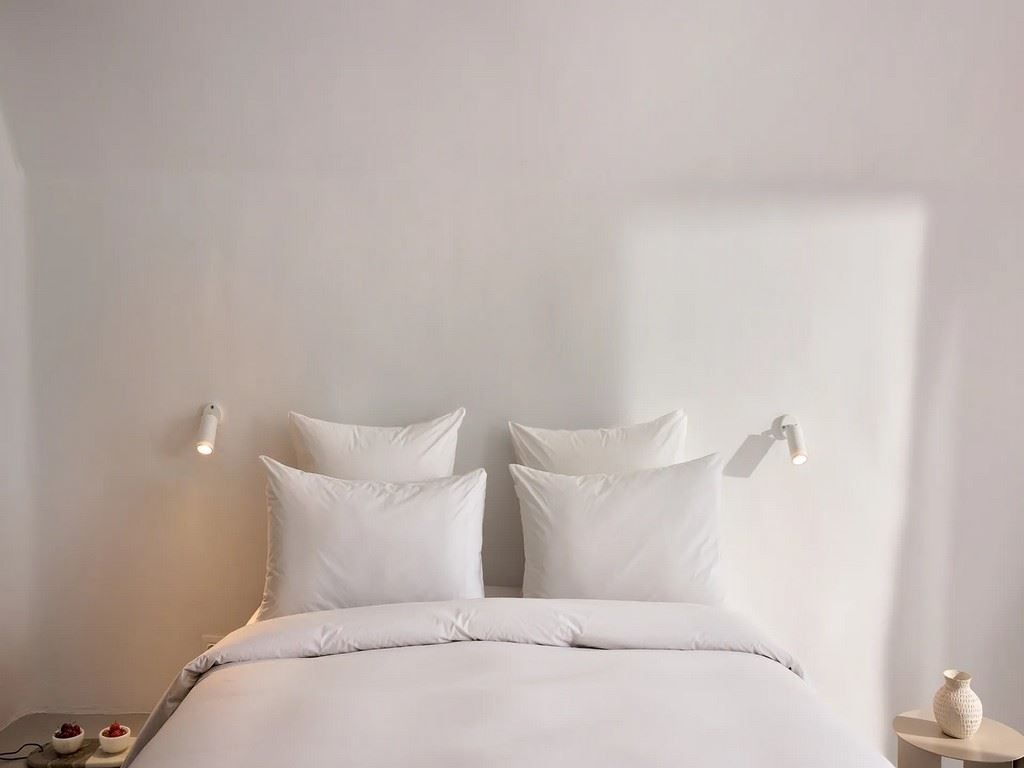 rooms-waterfront-bungalow