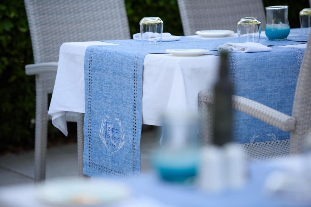 restaurants-