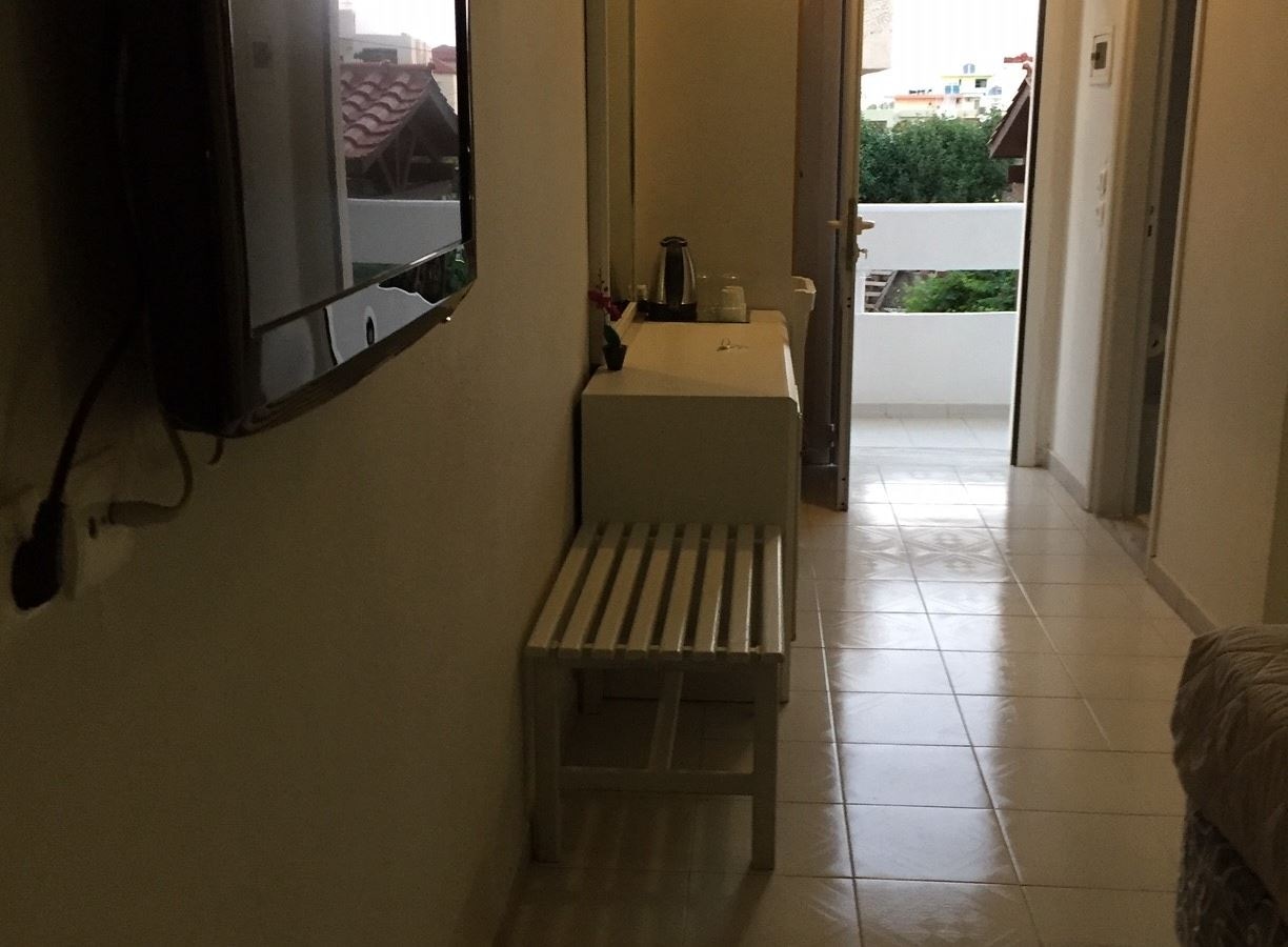 rooms-double-room-balcony-or-terrace