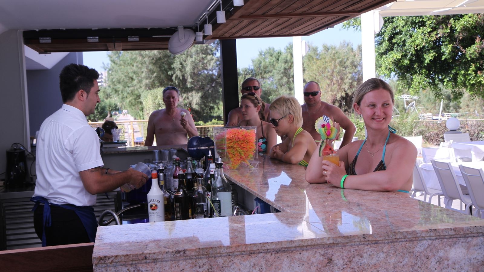 bars-hermes-beach-bar