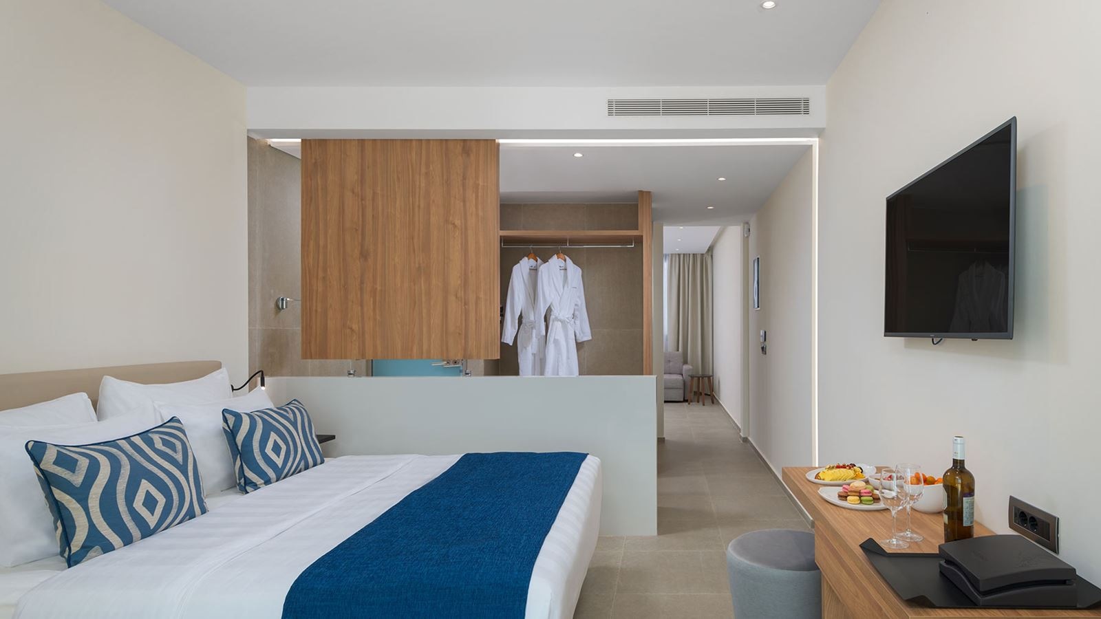 rooms-suite-garden-view