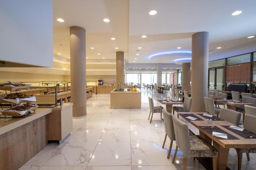restaurants-main-restaurant