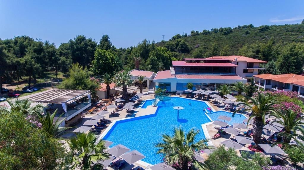 pools-outdoor-pool