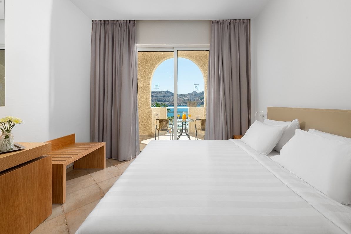 rooms-deluxe-double-room-sea-view