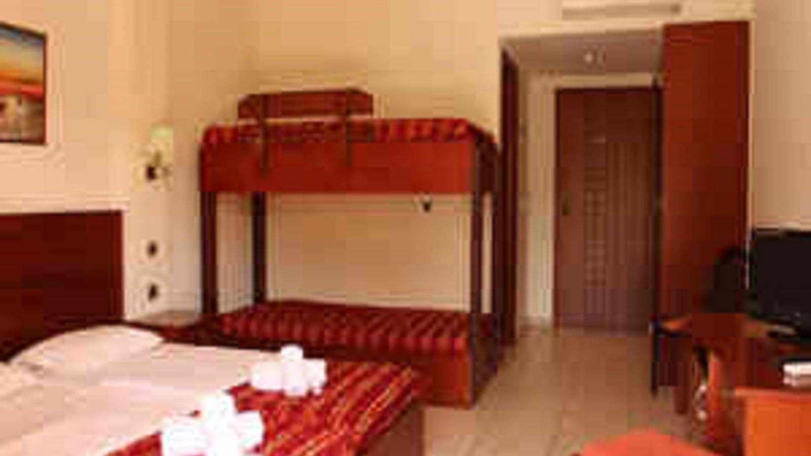 rooms-family-room