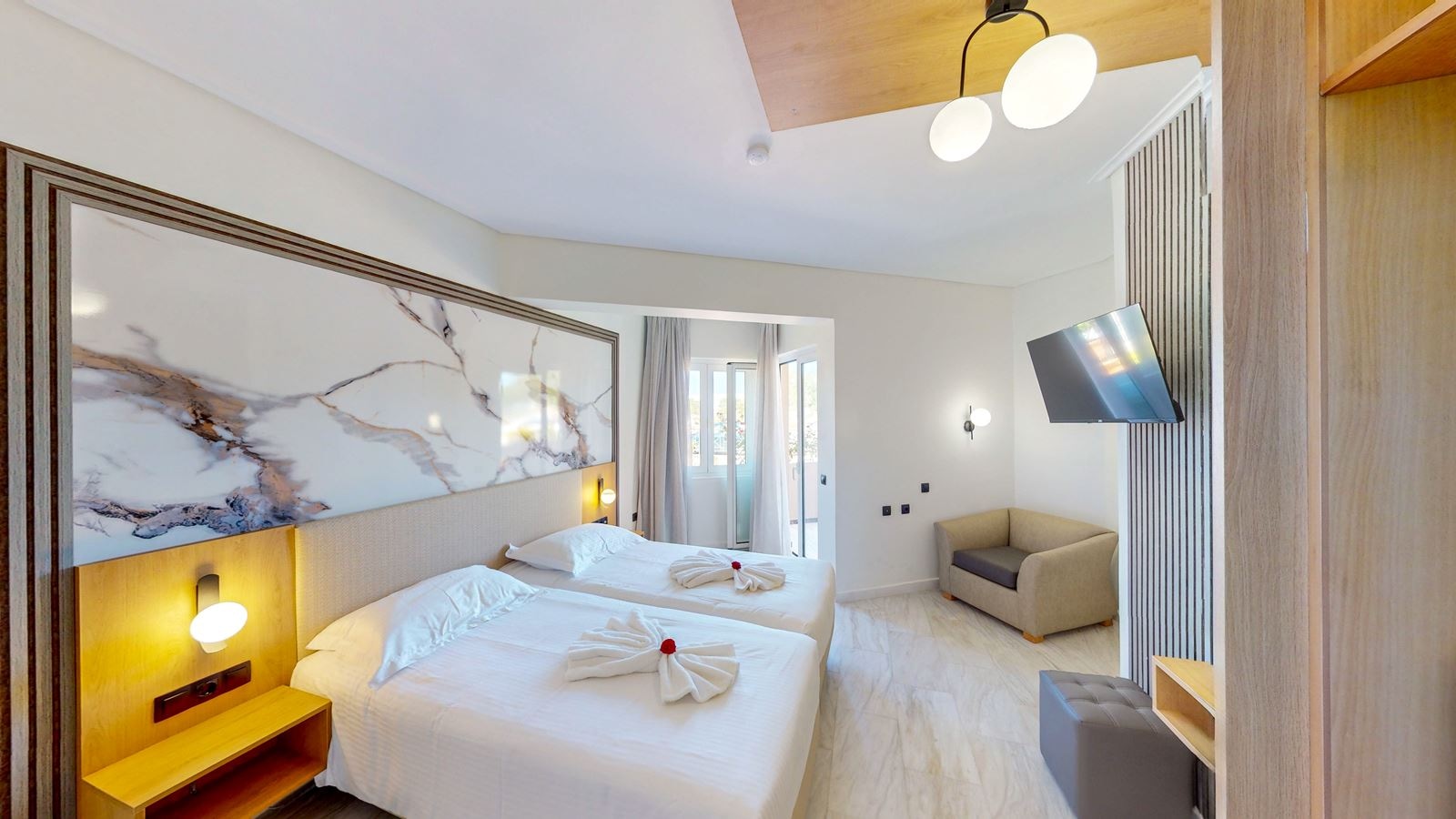 rooms-room-comfort-balcony-or-terrace