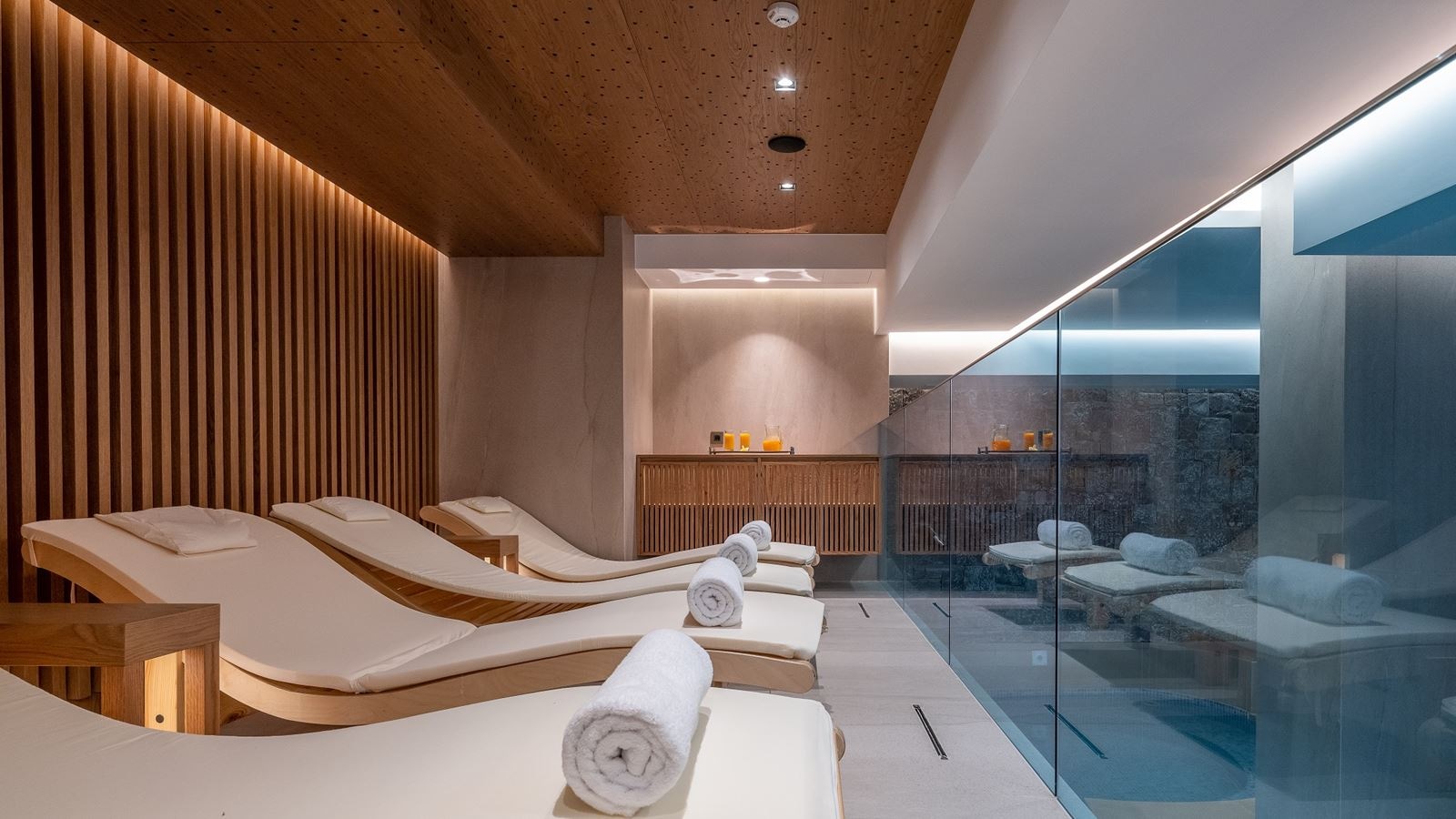 pools-indoor-pool